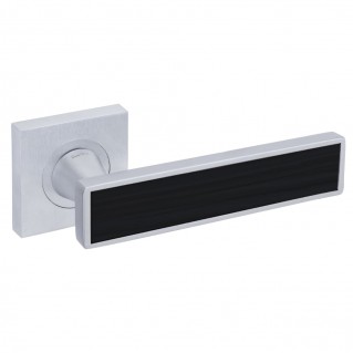 Дверная ручка SoShic L02 (SL55-ZCS/NE) матовый хром-черный декор, на квадратной розетке 55мм