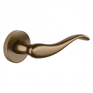 Дверная ручка Airone (603/12-OGC) блестящая бронза, на круглой розетке VIS Дверная ручка Airone (603/12-OGC) блестящая бронза, на круглой розетке VIS