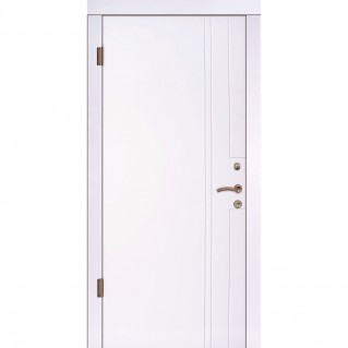 Входная дверь квартирного типа серия Трио модель Крит