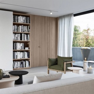 Двери скрытого монтажа SecretDoors шпон натуральный тонированный алюминиевое полотно