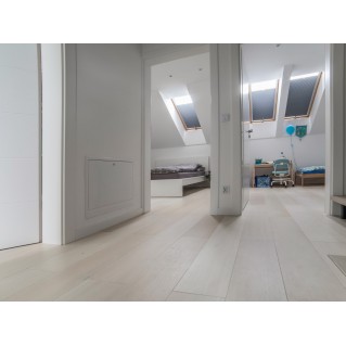 Паркетная доска VENIFLOOR Luxury Дуб Ivory LDLBV11 сорт АВ Паркетная доска VENIFLOOR Luxury Дуб Ivory LDLBV11 сорт АВ