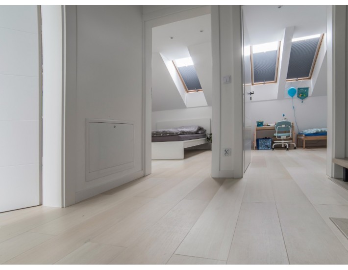 Фото Паркетна дошка VENIFLOOR Luxury Дуб Ivory LDLBV11 сорт АВ 2 Фото Паркетна дошка VENIFLOOR Luxury Дуб Ivory LDLBV11 сорт АВ 2